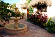 Villa Playa Belleza - Front Courtyard