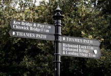 London Thames River Path